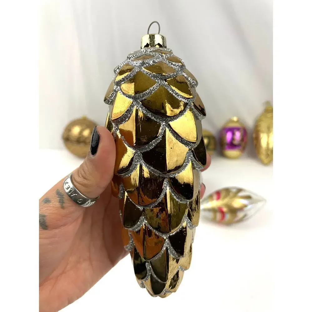 Lot of 10‎ Holiday Ornaments Christmas Glitter Bulbs Balls Pinecone Gold